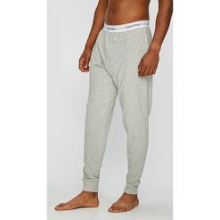 Calvin Klein Underwear - Spodnie piżamowe. Szare piżamy męskie marki Calvin Klein Underwear, l, z bawełny. Za 179,90 zł.