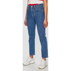 Levi's - Jeansy 501. Niebieskie jeansy damskie Levi's®, s, z podwyższonym stanem. W wyprzedaży za 379,90 zł.