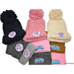 Czapka Hella Patch Pink. Różowe czapki zimowe damskie Pakamera. Za 69,00 zł.