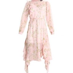 Sukienki hiszpanki: Miss Selfridge PALE PINK FLORAL HANKY HEM DRESS Sukienka letnia rose