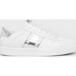 Marco Tozzi - Buty. Białe buty sportowe damskie Marco Tozzi, bez wzorów, z materiału, sportowe. W wyprzedaży za 119,90 zł.