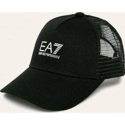 EA7 Emporio Armani - Czapka. Białe czapki męskie EA7 Emporio Armani, bez wzorów, z bawełny. W wyprzedaży za 199,90 zł.