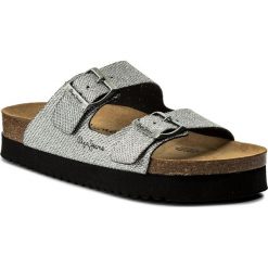 Klapki PEPE JEANS - Oban Blim PLS90327 Silver 934. Szare klapki damskie Pepe Jeans, bez wzorów, z jeansu, bez obcasa. W wyprzedaży za 179,00 zł.