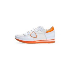 Buty Philippe Model Paris TRLU NV04 TROPEZ. Białe trampki męskie Philippe Model Paris, bez wzorów, bez zapięcia. Za 913,41 zł.