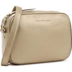 Torebka TOMMY HILFIGER - Iconic Camera Bag Gold AW0AW05002 902. Żółte listonoszki damskie marki TOMMY HILFIGER. W wyprzedaży za 409,00 zł.