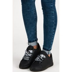 RACHEL czarne trampki fashion. Czarne tenisówki damskie Merg. Za 49,99 zł.