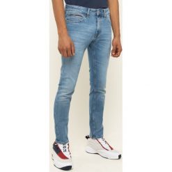 Jeansy Slim Fit Tommy Jeans Scanton Heritage DM0DM07303. Niebieskie jeansy męskie Tommy Jeans, m, bez wzorów, z elastanu. Za 419,00 zł.