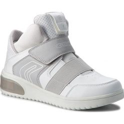 Sneakersy GEOX - J Xled B. A J847QA 05411 C1000 D White. Białe trampki chłopięce Geox, bez wzorów, ze skóry ekologicznej, bez zapięcia. W wyprzedaży za 289,00 zł.
