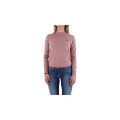 Swetry Fred Perry K4100. Czerwone swetry klasyczne damskie Fred Perry. Za 723,61 zł.