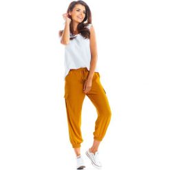 Spodnie A293 camel. Brązowe spodnie damskie Awama, xl, bez wzorów. Za 170,97 zł.