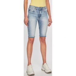 Tommy Hilfiger - Szorty jeansowe. Niebieskie szorty damskie TOMMY HILFIGER, bez wzorów, z elastanu, casualowe. W wyprzedaży za 269,90 zł.