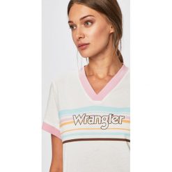 Wrangler - Top. Białe bluzki damskie marki Wrangler, s, z nadrukiem, z bawełny, z krótkim rękawem. Za 119,90 zł.