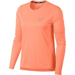 Koszulka do biegania damska NIKE MILER LONG SLEEVE / 905127-827. T-shirty damskie Nike, bez wzorów, bez kołnierzyka. Za 129,99 zł.