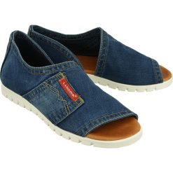 LANQIER 40C235 jeans, sandały damskie. Sandały damskie Lanqier, bez wzorów, z jeansu, bez obcasa, bez zapięcia. W wyprzedaży za 151,90 zł.