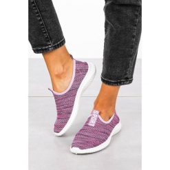 Fioletowe buty sportowe slip on casu b68-7a. Fioletowe buty sportowe damskie Casu, bez wzorów, sportowe. W wyprzedaży za 39,99 zł.