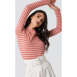 Paski damskie: NA-KD Trend Top w paski z długim rękawem – Pink