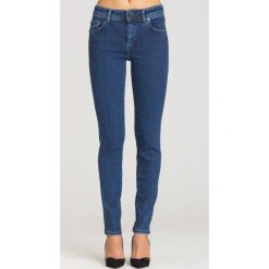 JEANSY SLIM VERSACE JEANS. Niebieskie jeansy damskie Versace Jeans. Za 429,50 zł.