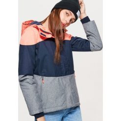 Sportowa kurtka w pasy - Granatowy. Niebieskie kurtki sportowe damskie marki Cropp, s. Za 169,99 zł.