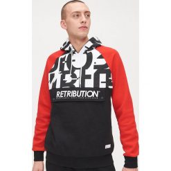 Bluza all over z kapturem - Czerwony. Czerwone bluzy męskie Cropp, s, z kapturem. Za 129,99 zł.