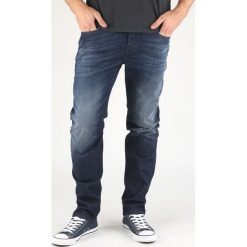 Diesel Buster Dżinsy Niebieski. Niebieskie jeansy męskie Diesel, bez wzorów. Za 223,95 zł.