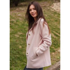 Płaszcz Ingrid light pink. Różowe kurtki damskie Fanaberia.com, s, bez wzorów, eleganckie, bez kaptura. Za 99,90 zł.