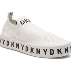 Tenisówki DKNY - Brea K4800741 White. Białe półbuty damskie DKNY, na imprezę, bez wzorów, ze skóry, bez obcasa, na płaskiej podeszwie, bez zapięcia. Za 559,00 zł.