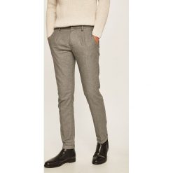 Marc O'Polo - Spodnie. Szare spodnie męskie Marc O'Polo, na co dzień, m, z haftami, z elastanu, casualowe. Za 499,90 zł.