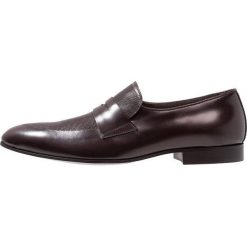 KIOMI Eleganckie buty brown. Brązowe buty wizytowe męskie KIOMI, z materiału. Za 379,00 zł.