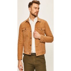Levi's - Kurtka. Żółte płaszcze męskie Levi's®, s, bez wzorów, z bawełny, krótkie, bez kaptura. Za 399,90 zł.