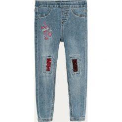 Desigual - Jeansy dziecięce 104-164 cm. Niebieskie jeansy dziewczęce Desigual, z aplikacjami, z bawełny. Za 199,90 zł.