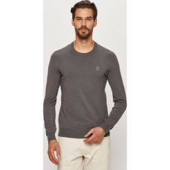 Trussardi Jeans - Sweter. Czarne swetry męskie Trussardi Jeans, s, bez wzorów, z wiskozy, z okrągłym kołnierzem, bez kaptura. Za 339,90 zł.