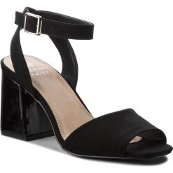 Sandały JENNY FAIRY - LS4488-01A Czarny. Czarne klapki damskie Jenny Fairy, bez wzorów, ze skóry ekologicznej, bez obcasa, na obcasie. Za 79,99 zł.