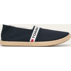 Tommy Jeans - Espadryle. Czarne espadryle męskie Tommy Jeans, bez wzorów, z jeansu. W wyprzedaży za 219,90 zł.