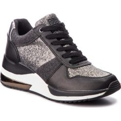 Sneakersy GUESS - FLJAT4 FAM12 PEWBL. Czarne sneakersy damskie marki Guess, z materiału. Za 529,00 zł.