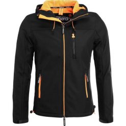 Kurtki męskie: Superdry SDWINDTREKKER Kurtka Outdoor black/emergency orange