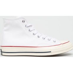 Converse - Trampki. Białe trampki męskie Converse, bez wzorów, z gumy, na sznurówki. Za 399,90 zł.
