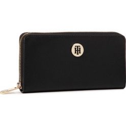 Duży Portfel Damski TOMMY HILFIGER - Honey Lrg Za AW0AW08005 BDS. Czarne portfele damskie TOMMY HILFIGER, bez wzorów, ze skóry ekologicznej. W wyprzedaży za 209,00 zł.