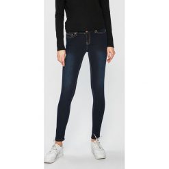 Noisy May - Jeansy Eve. Niebieskie jeansy damskie Noisy May, m. W wyprzedaży za 59,90 zł.