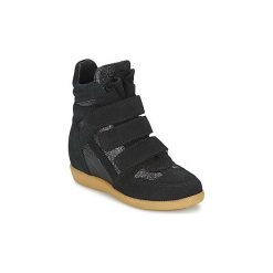 Buty Dziecko Acebo's MILLIE. Czarne trampki dziewczęce marki Acebo's, bez wzorów, bez zapięcia. Za 407,20 zł.