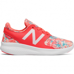 New Balance KJCSTMDY. Szare buciki niemowlęce marki New Balance, z gumy. W wyprzedaży za 99,99 zł.