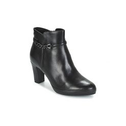Botki Tamaris MAURA. Szare botki damskie marki Tamaris, z materiału, z okrągłym noskiem. Za 329,90 zł.