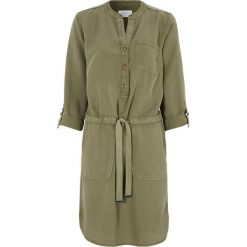 Freequent Sukienka z lyocellu Cubi khaki female zielony L (42). Zielone sukienki damskie Freequent, s, w paski, z bawełny, ze stójką, bez rękawów, długie, dopasowane. Za 229,00 zł.