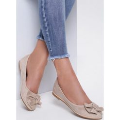 Beżowe Balerinki Walk This Way. Brązowe baleriny damskie Renee, bez wzorów, bez obcasa, na płaskiej podeszwie. Za 39,99 zł.