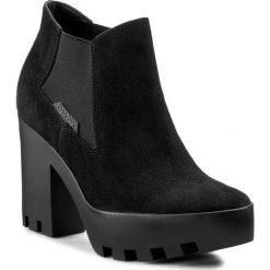 Botki CALVIN KLEIN JEANS - Sandy R3493 Black. Czarne botki damskie na obcasie Calvin Klein Jeans, z jeansu. W wyprzedaży za 319,00 zł.