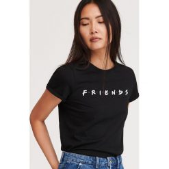 T-shirt Friends - Czarny. Czarne t-shirty damskie Reserved, s, bez wzorów, bez kołnierzyka. Za 49,99 zł.
