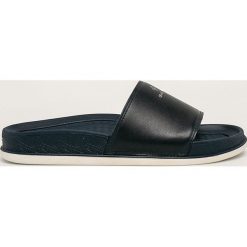 Gant - Klapki skórzane Beachrock. Niebieskie kapcie męskie GANT, ze skóry, bez zapięcia. Za 219,90 zł.