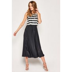 Sukienka koktajlowa Sportmax Code Gerry 72211804. Niebieskie sukienki damskie Sportmax Code, bez wzorów, z poliesteru, wizytowe, bez kołnierzyka, bez rękawów. W wyprzedaży za 1529,00 zł.