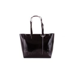 Torby shopper Calvin Klein Jeans K60K605051. Czarne torby damskie na zakupy Calvin Klein Jeans, bez wzorów, z jeansu, bez dodatków. Za 447,81 zł.