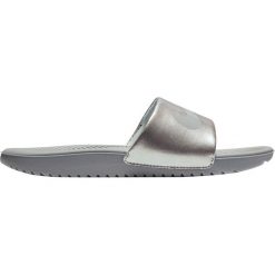 NIKE KAWA SLIDE (GS/PS). Szare sandały dziewczęce Nike, z materiału. Za 99,99 zł.