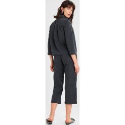 Whistles UTILITY JACKET Kurtka wiosenna grey. Szare kurtki damskie marki Whistles, m, z bawełny. W wyprzedaży za 454,30 zł.